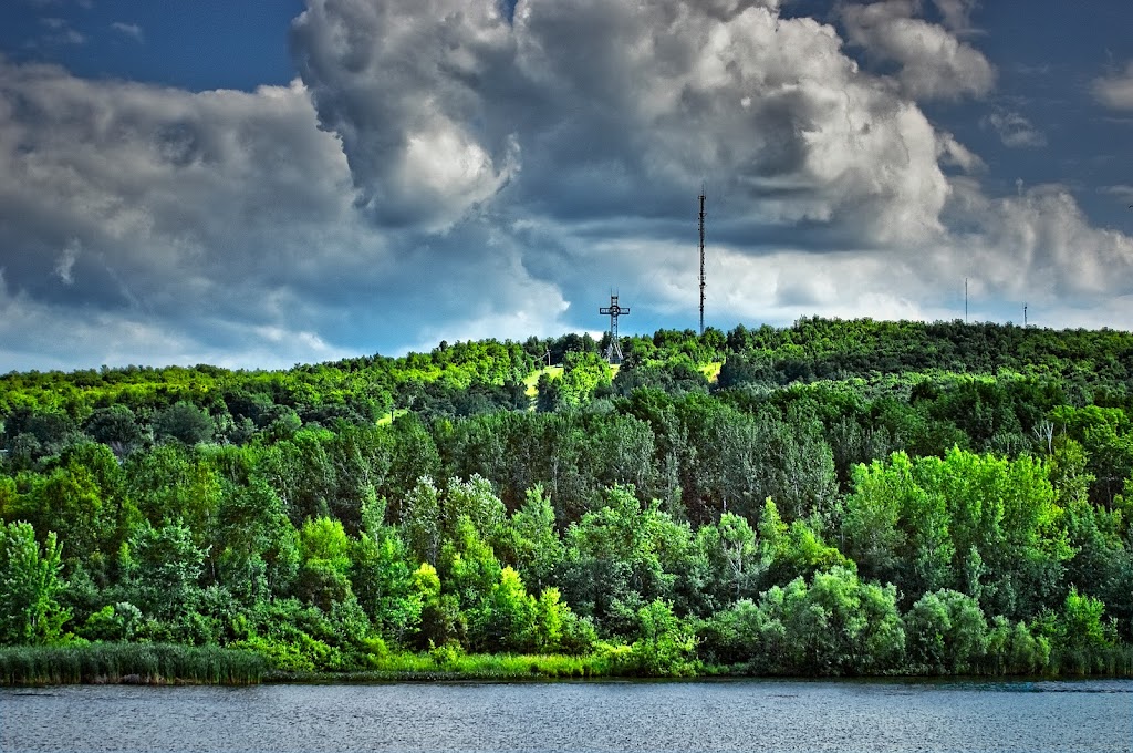Mont-Bellevue Park | 1440 Rue Brébeuf, Sherbrooke, QC J1H 3G2, Canada | Phone: (819) 821-4559