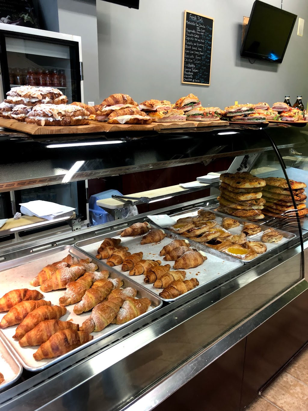 Emilys Bakery | 9591 Weston Rd, Woodbridge, ON L4H 3A5, Canada | Phone: (905) 417-8989