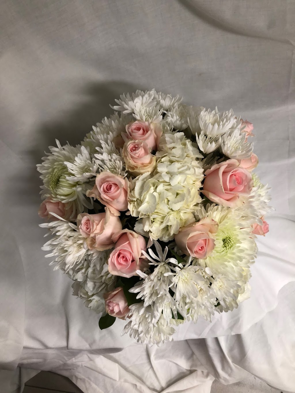 Simonas Flowers & Home Accents | 164 Talbot St E, Leamington, ON N8H 1M2, Canada | Phone: (519) 326-0750