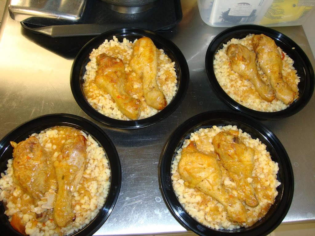 The Lunch Box | 562 Lakeshore Rd E, Mississauga, ON L5G 1J3, Canada | Phone: (905) 990-2780