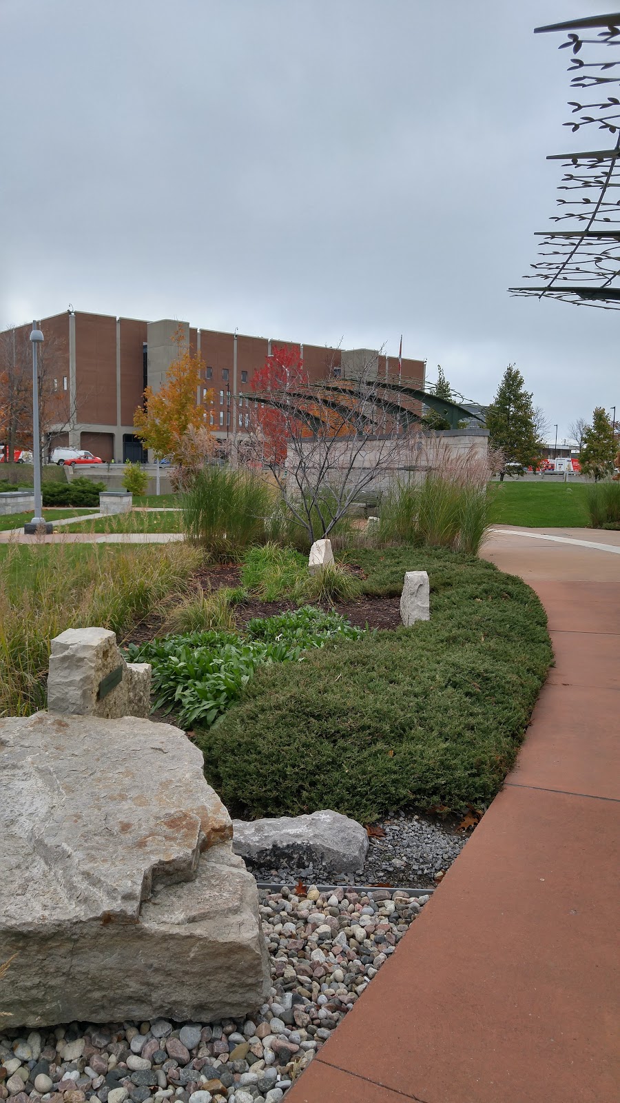 Cancer Survivors Park / Richard & Annette Bloch | Industrial Park, Ottawa, ON K1G 0H8, Canada | Phone: (613) 247-3527