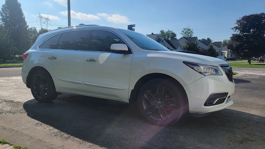 Carrosserie Ste Thérèse | 3 Rue Gratton, Sainte-Thérèse, QC J7E 3A8, Canada | Phone: (450) 430-4303