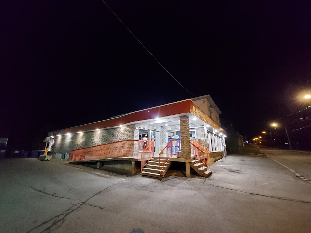 Marche Roxton Pond | 511 Rue Stanley, Roxton Pond, QC J0E 1Z0, Canada | Phone: (450) 372-7667