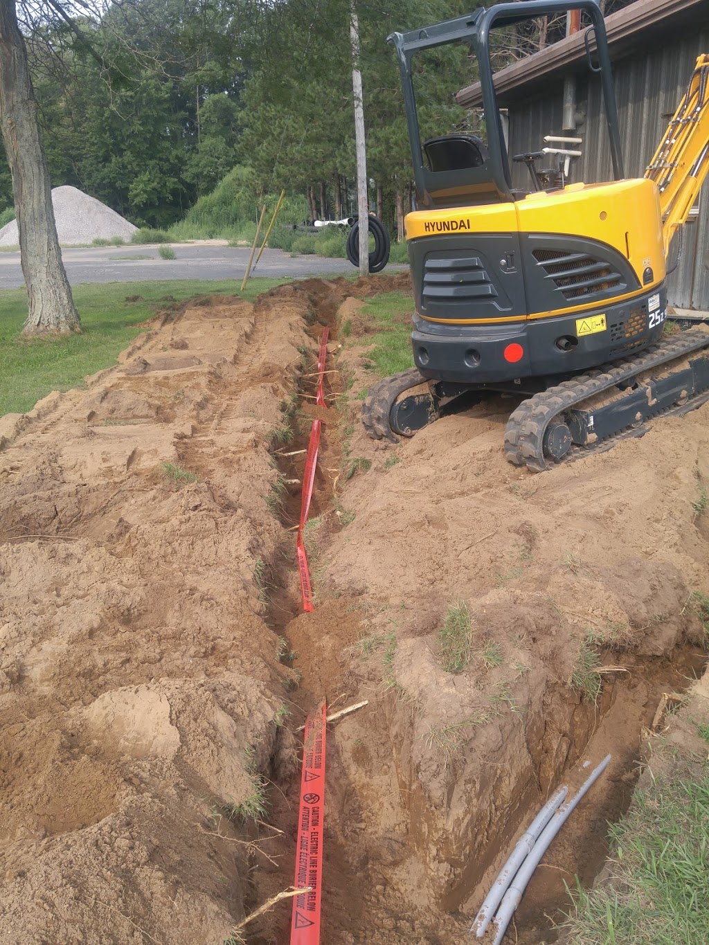 Droogers Adrian Electrical Contracting | 21 Robin Rd, Tillsonburg, ON N4G 4N5, Canada | Phone: (519) 688-2309