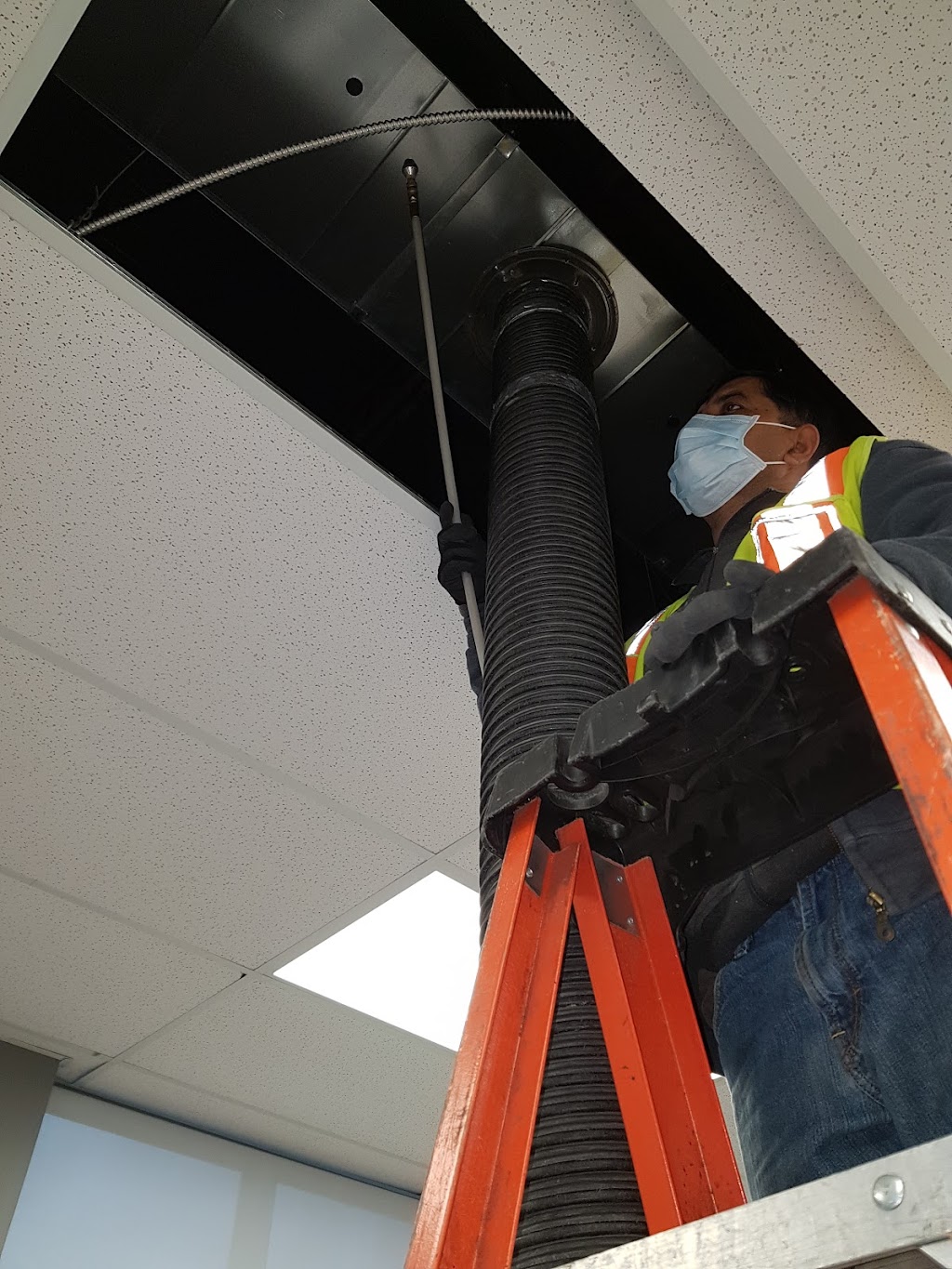 Toronto Duct Cleaning | 86 Guided Ct Unit 21, Etobicoke, ON M9V 5G2, Canada | Phone: (866) 456-8940