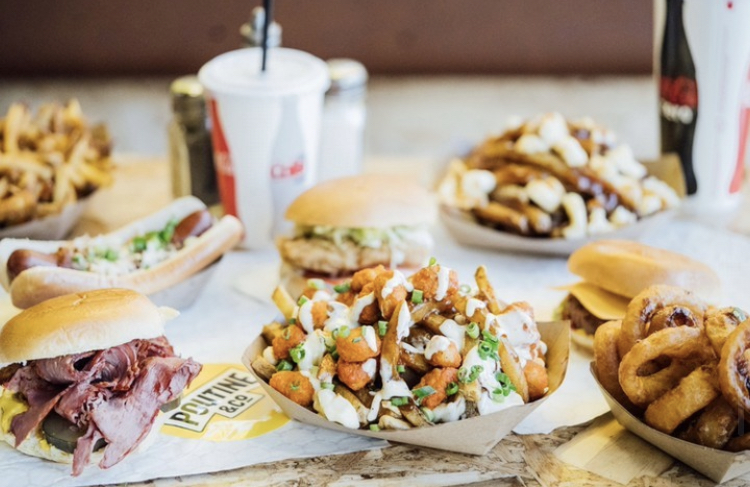 Poutine & Co | 916 Rue Douglas, Saint-Jean-sur-Richelieu, QC J3A 1V1, Canada | Phone: (514) 660-1037