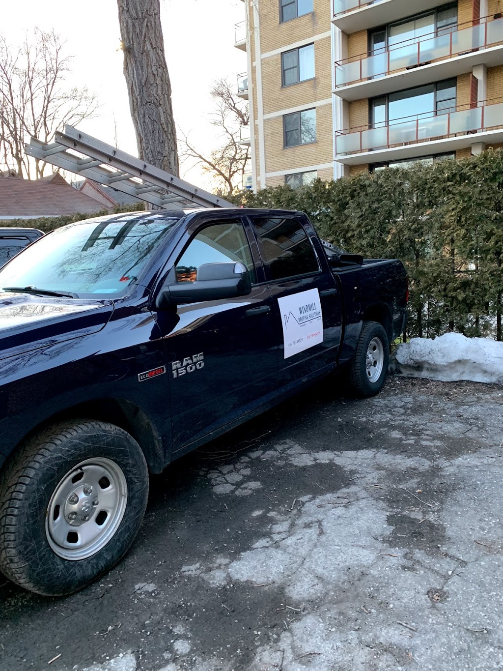 Windmill Roofing Solutions | 809 Henry St, Whitby, ON L1N 5E4, Canada | Phone: (416) 725-0829