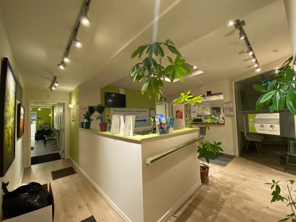 Runnymede Walk-in Medical Clinic | 2213 Bloor St W #208, Toronto, ON M6S 1N5, Canada | Phone: (416) 800-9697