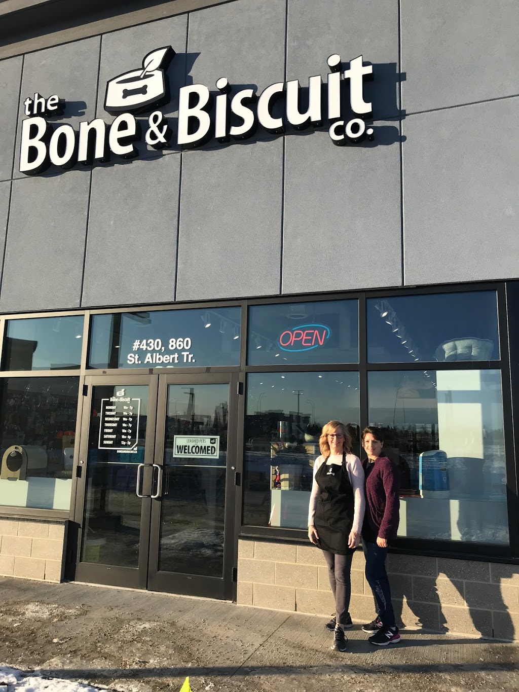Bone & Biscuit Co. | 860 St Albert Trail #430, St. Albert, AB T8N 7V2, Canada | Phone: (780) 460-4645