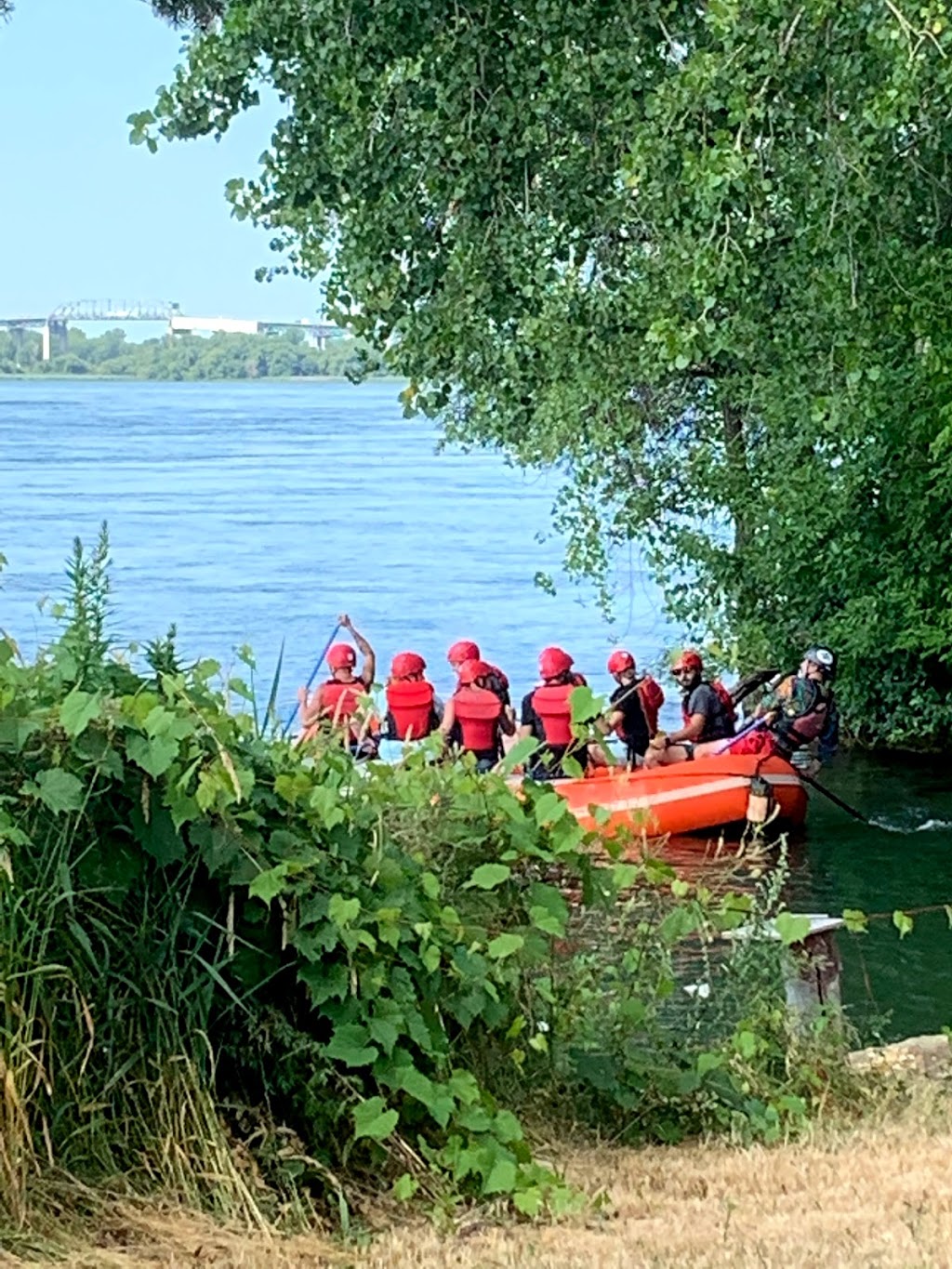 Club Raft | 4700 Boulevard LaSalle, Verdun, QC H4G 2B6, Canada | Phone: (438) 823-2471