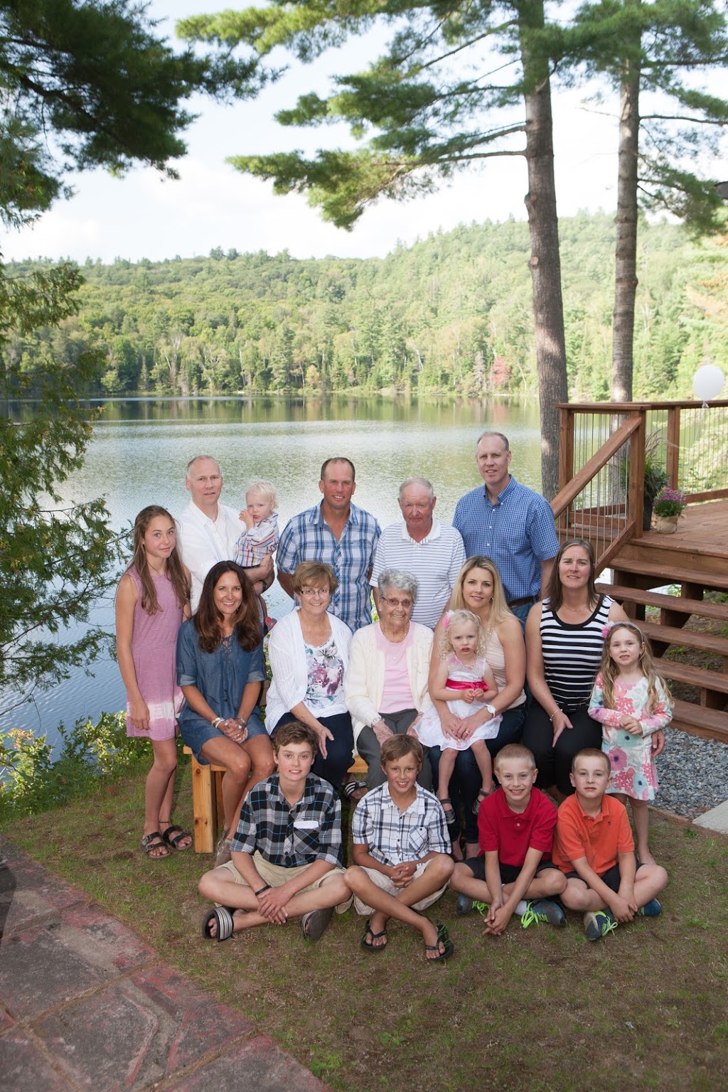 Kennisis Portraits | 107 Isabella Dr, Orillia, ON L3V 8K7, Canada | Phone: (705) 242-7825