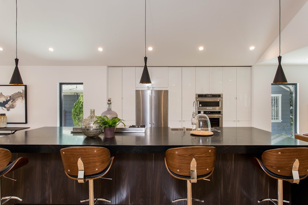 2307426 Ontario | 40 Laurel St #30, Waterloo, ON N2J 2H2, Canada | Phone: (310) 658-7225