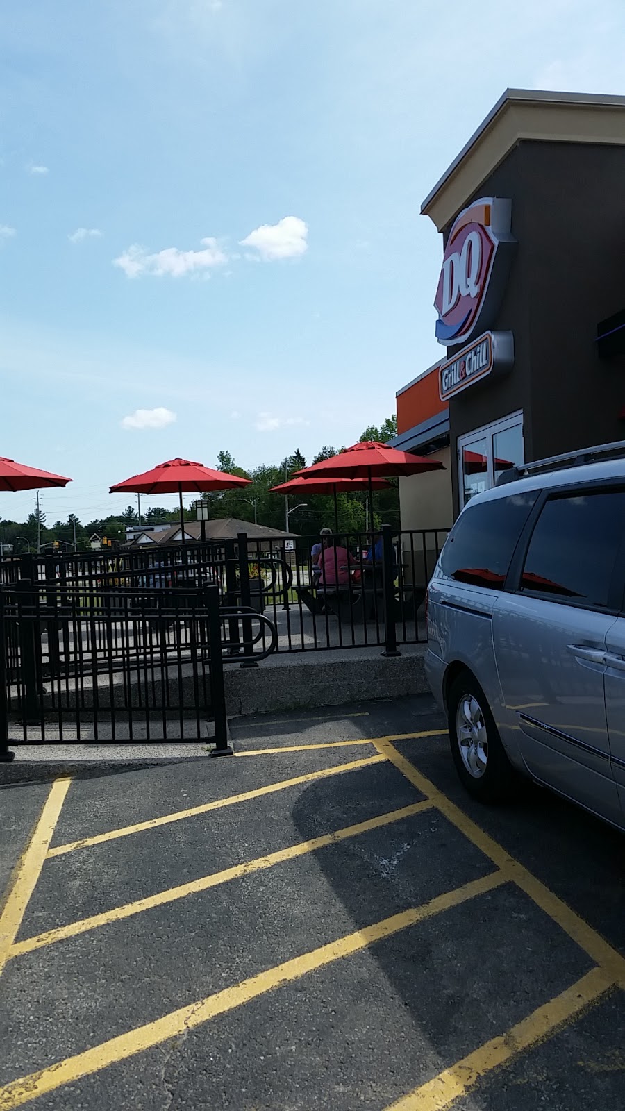 Dairy Queen Grill & Chill | 288 Main St, Wasaga Beach, ON L9Z 2N6, Canada | Phone: (705) 352-3737