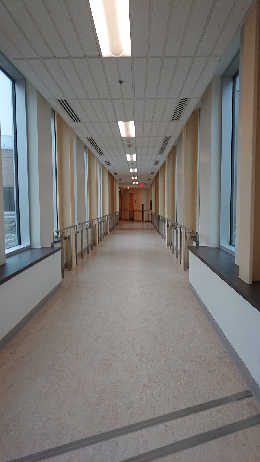 Royal Victoria Regional Health Centre | 201 Georgian Dr, Barrie, ON L4M 6M2, Canada | Phone: (705) 728-9802