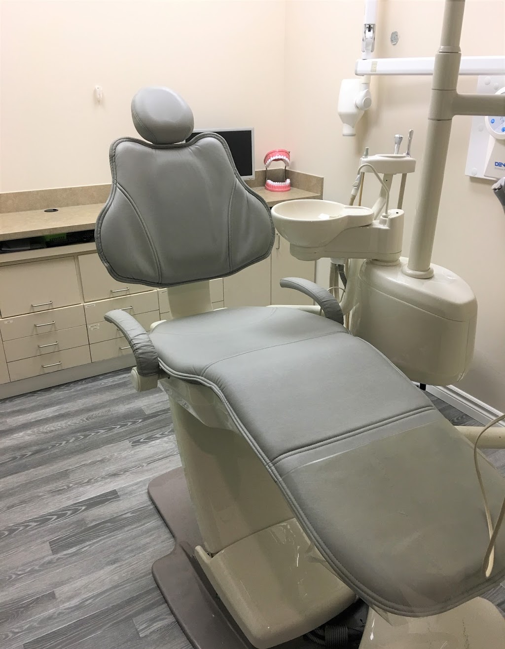 YOUR AREA DENTAL OFFICE | 1394 Upper Gage Ave Unit#4, Hamilton, ON L8W 1E7, Canada | Phone: (905) 574-2007