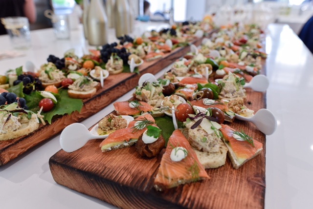 Swich Cafe | 644 Queensbury Ave, North Vancouver, BC V7L 3V6, Canada | Phone: (604) 973-0133