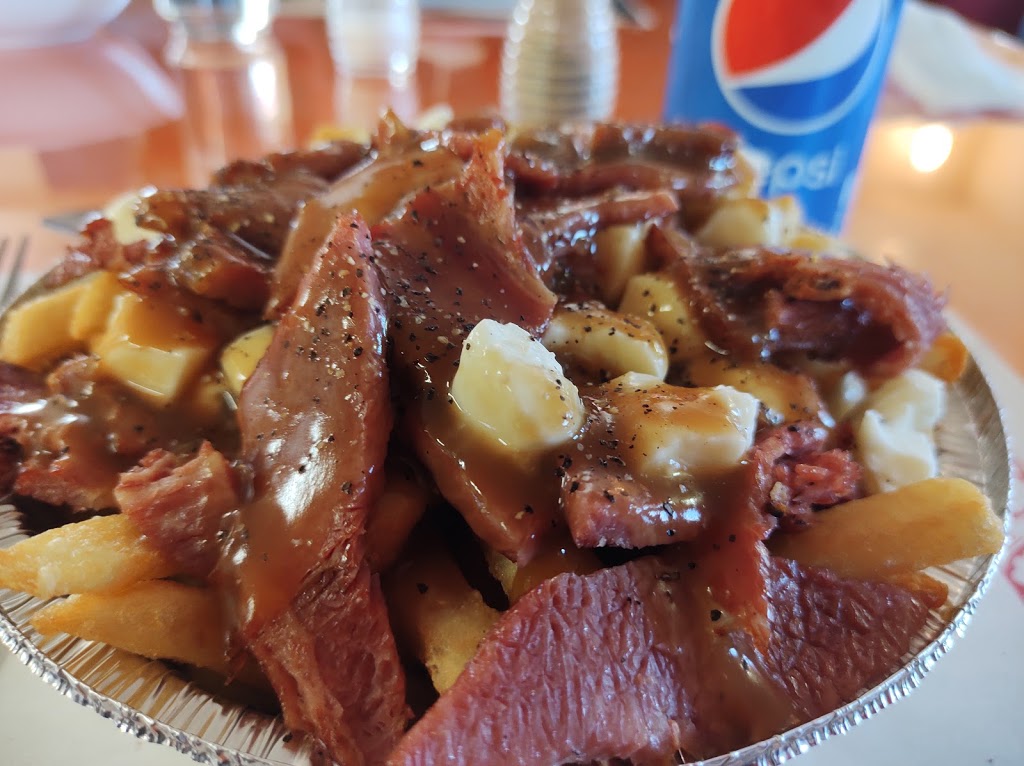 Cantine Mar-Jo | 1149 Chemin Knowlton, West Brome, QC J0E 2P0, Canada | Phone: (450) 955-4440