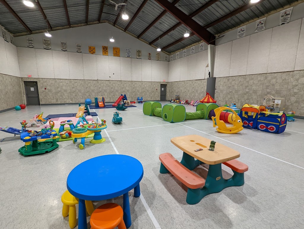Oxford Heights Community Club | 359 Dowling Ave E, Winnipeg, MB R2C 3M4, Canada | Phone: (204) 222-2419