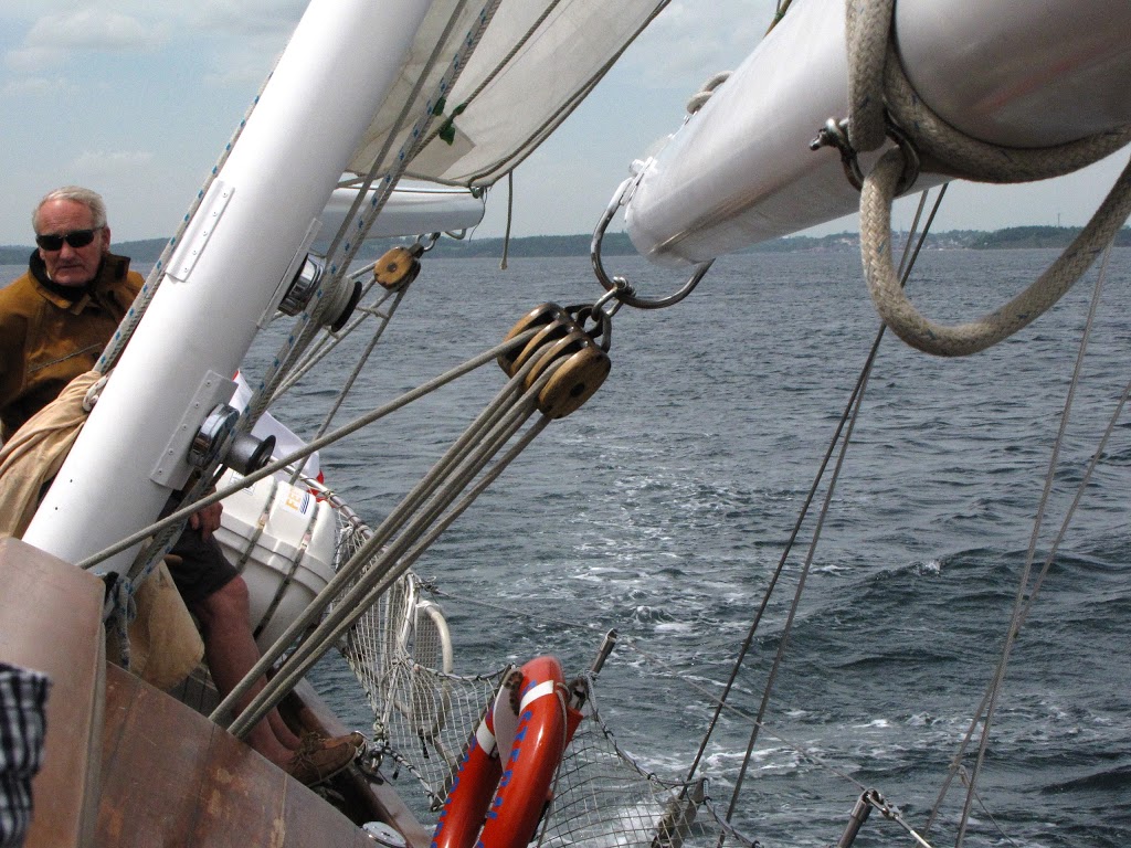 Star Charters | 124 Bluenose Dr, Lunenburg, NS B0J 2C0, Canada | Phone: (902) 634-3535