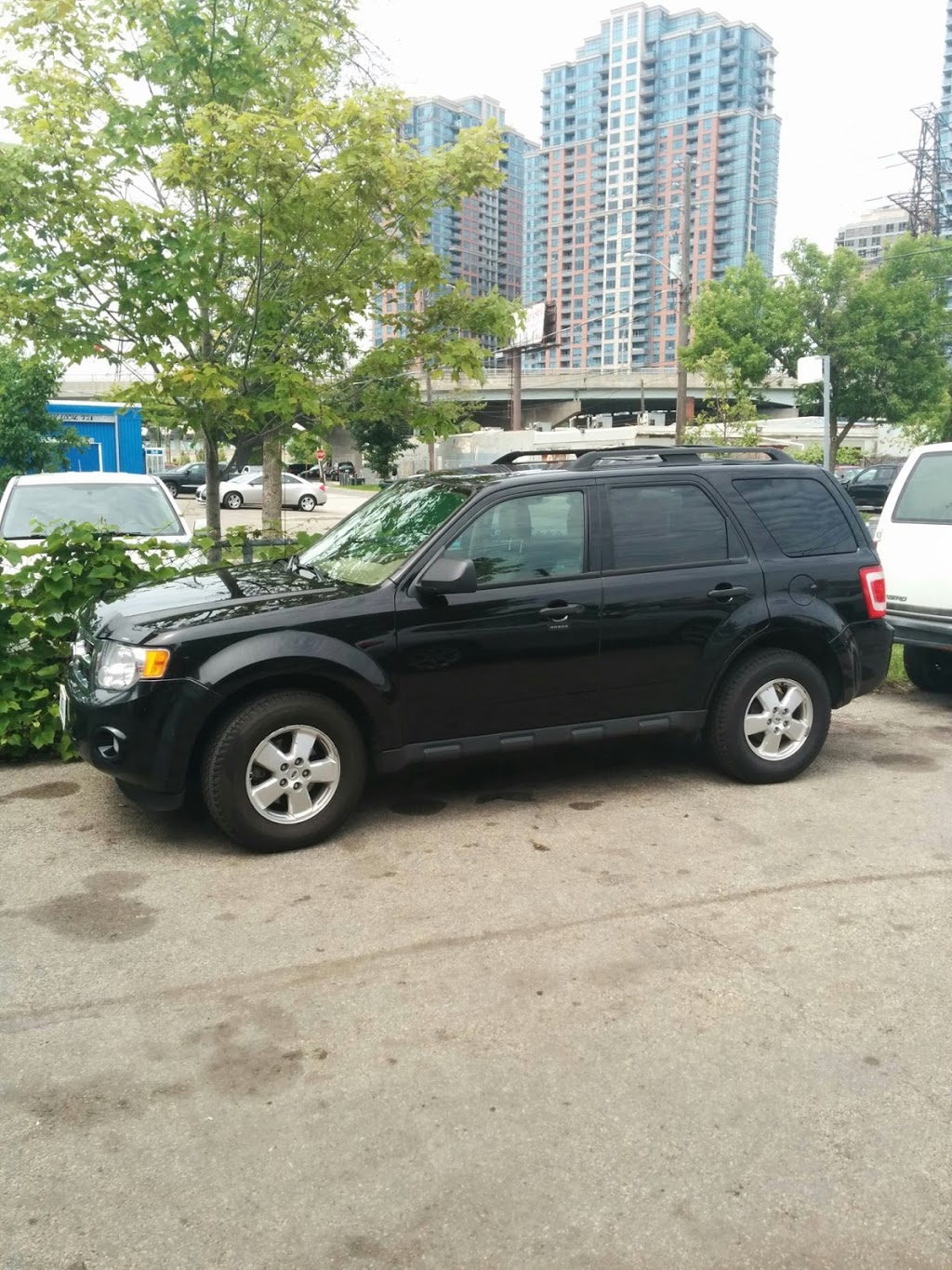 Gala Motors | 379 Munster Ave, Etobicoke, ON M8Z 3C8, Canada | Phone: (416) 233-6700