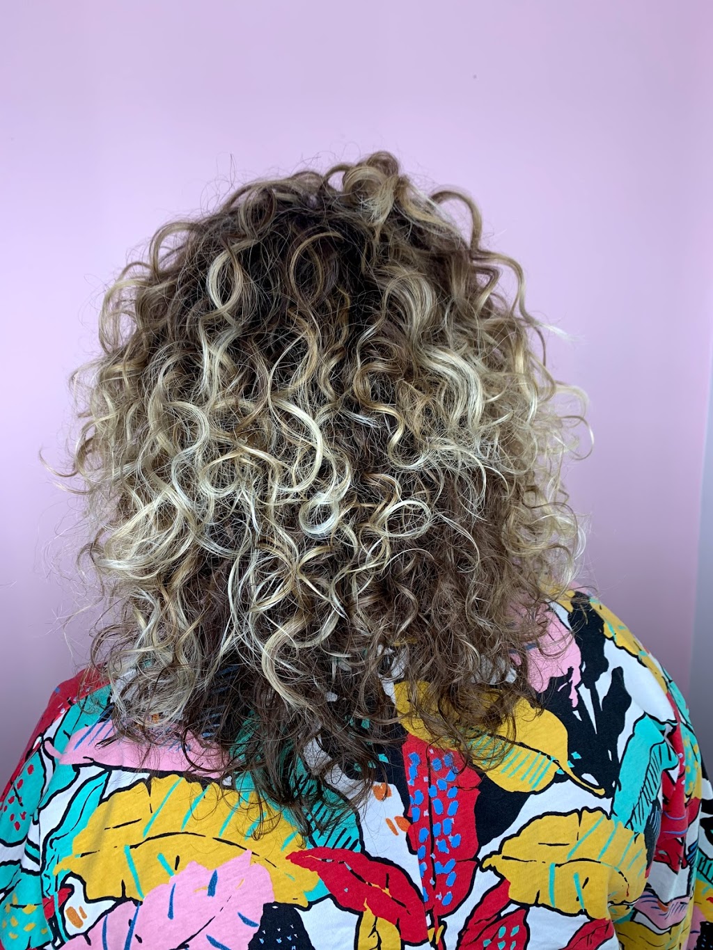 Glam Bar Studios | 1250 St Martins Dr Unit 2, Pickering, ON L1V 6Z1, Canada | Phone: (416) 859-5975
