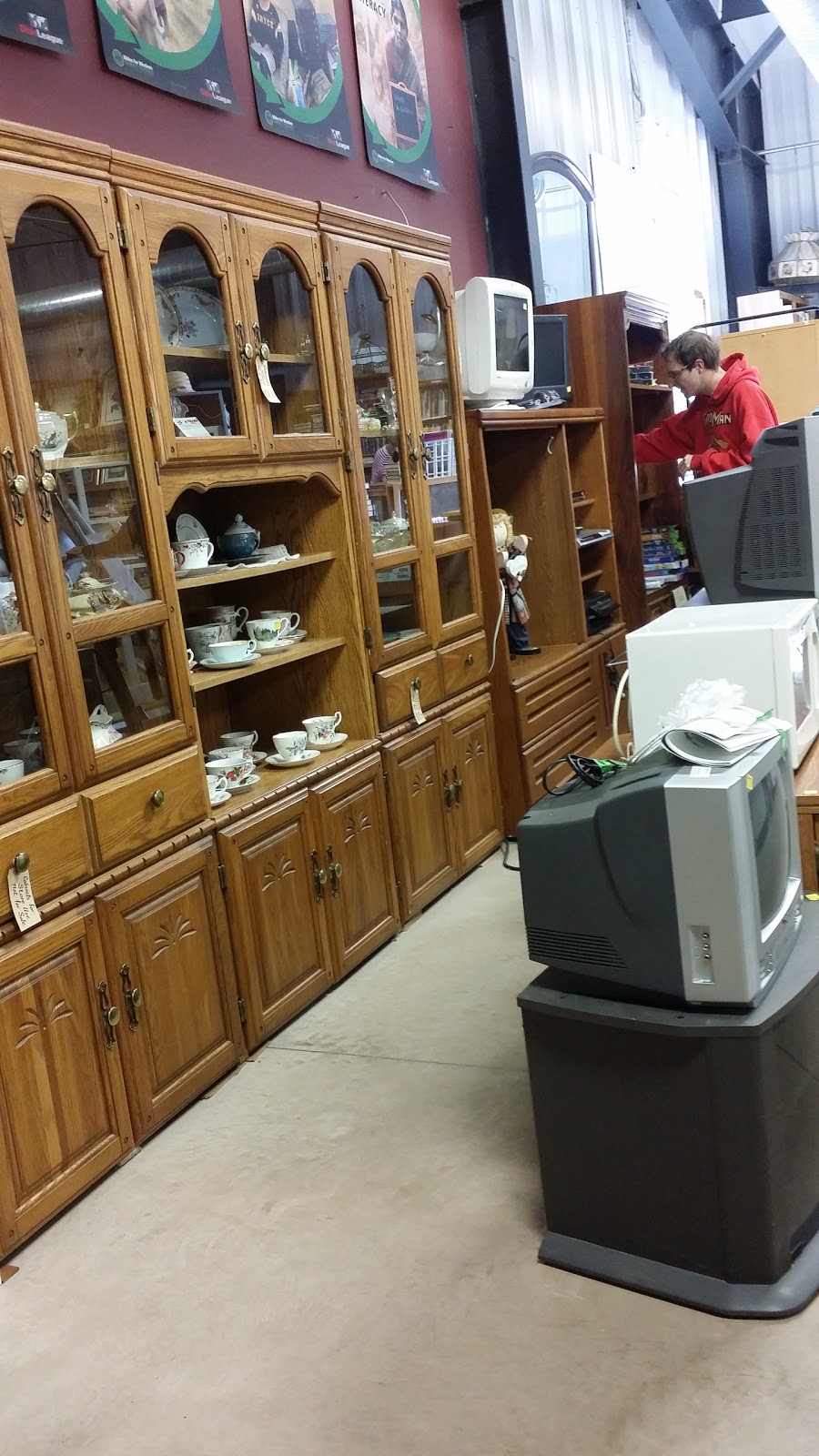 Bibles For Missions Thrift Store | 754 Pavey St, Woodstock, ON N4S 2L8, Canada | Phone: (519) 539-2118
