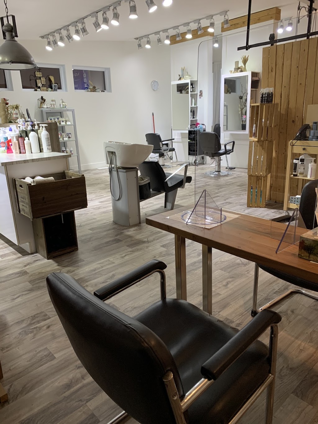 Institut Bleu Azur | 1189 Rue St Georges, Saint-Bernard, QC G0S 2G0, Canada | Phone: (418) 475-6244