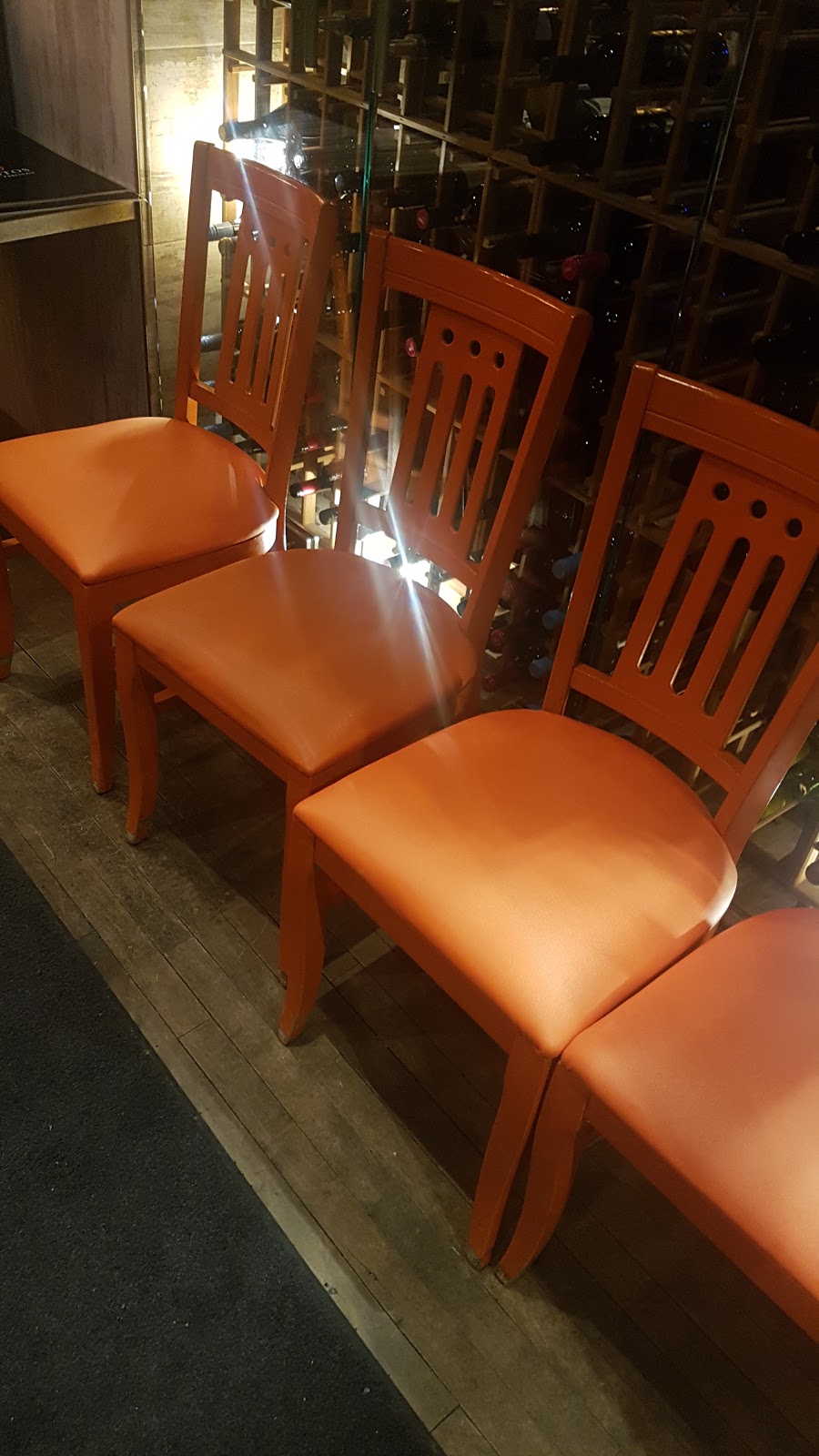 Rembourrage Loumano | 24 Rue des Trembles, Saint-Jean-sur-Richelieu, QC J2W 1B1, Canada | Phone: (405) 405-9954