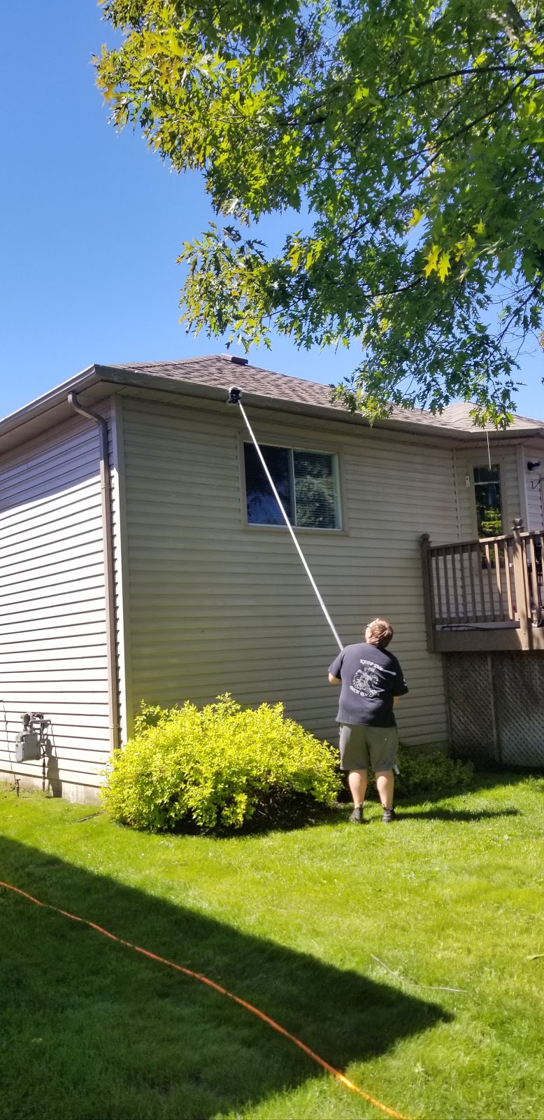 Whites Pro Window Cleaning | 5 Houden St, Elmvale, ON L0L 1P0, Canada | Phone: (705) 717-4743
