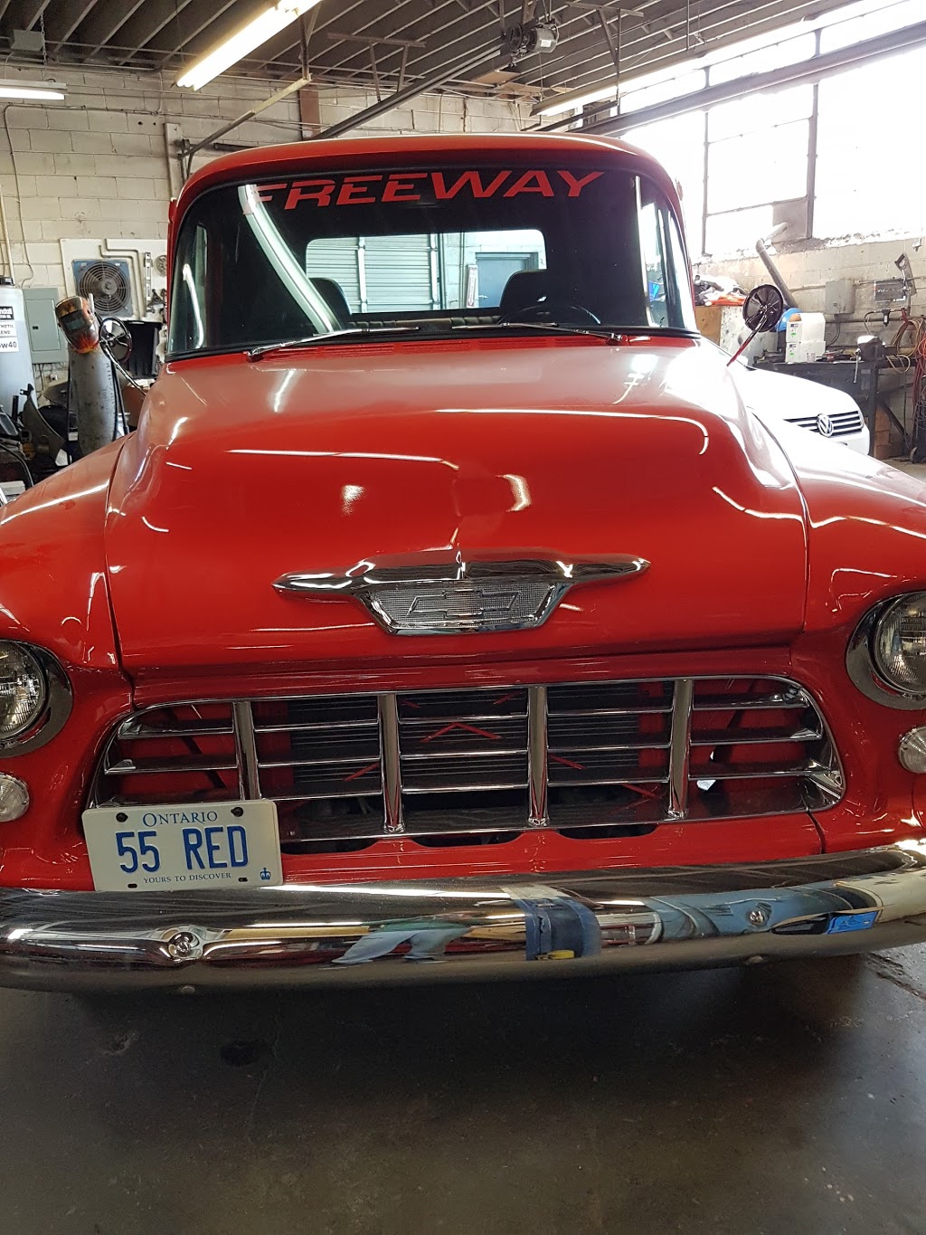 Freeway Auto Service & Towing | 79 Racine Rd, Etobicoke, ON M9W 2Z4, Canada | Phone: (416) 740-5600
