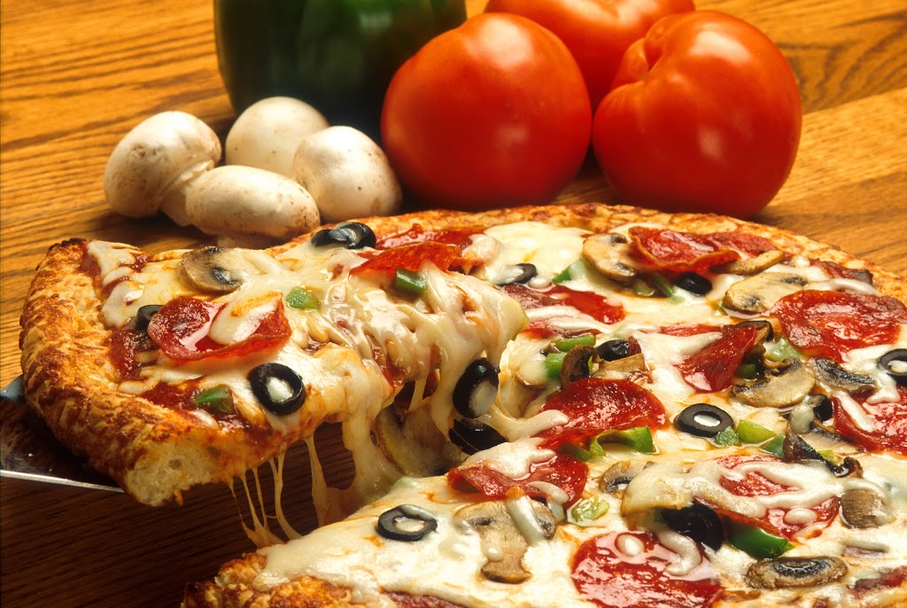 Free Topping Pizza | 282 King Ave E, Newcastle, ON L1B 1H5, Canada | Phone: (905) 987-6969