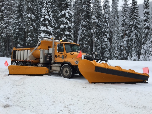 COMMERCIAL Truck Shuttle Ltd. | 1210 Ruffels Rd, Parksville, BC V9P 2B6, Canada | Phone: (250) 951-7221