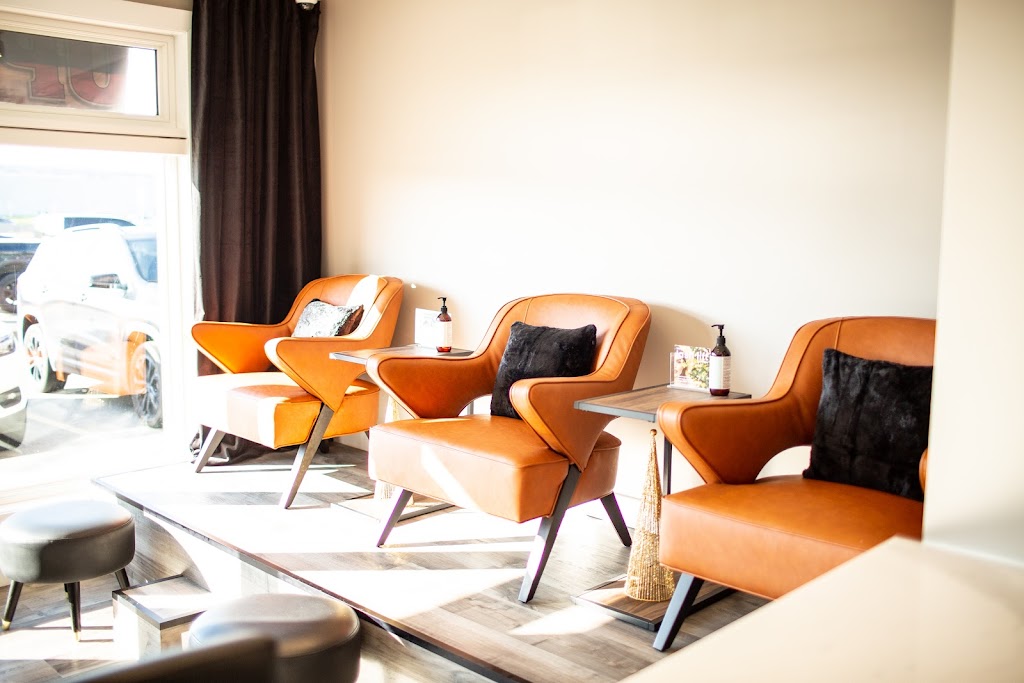 Quattro Beauty Studio | 530 N Service Rd Unit 4, Grimsby, ON L3M 0C9, Canada | Phone: (905) 309-4044