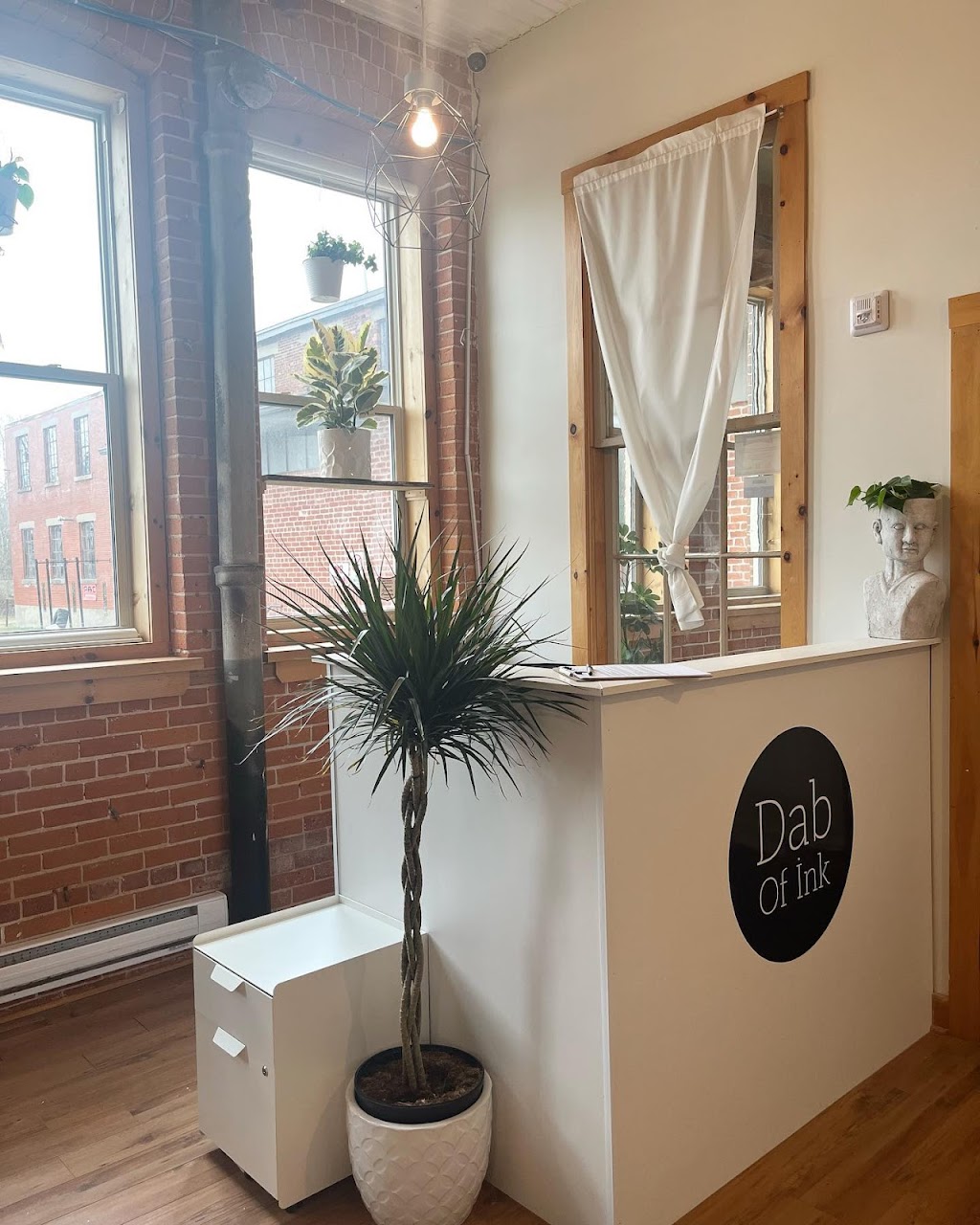 Dab of Ink | 1 Sherbrooke St E, Perth, ON K7H 1A1, Canada | Phone: (613) 466-0639