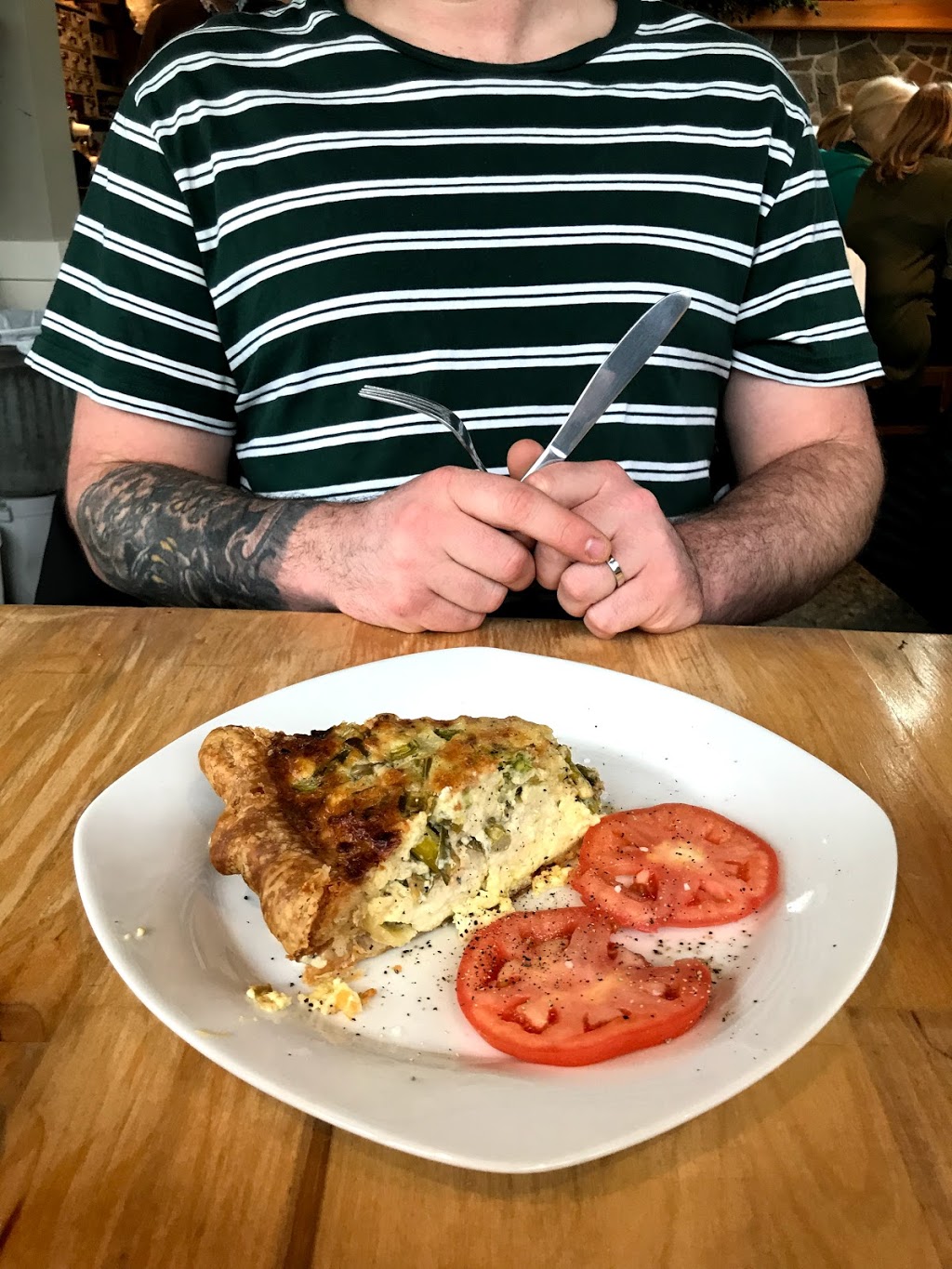 Sheer Bliss Bakery Cafe Ltd | 1001 Gibsons Way, Gibsons, BC V0N 1V7, Canada | Phone: (604) 886-8500