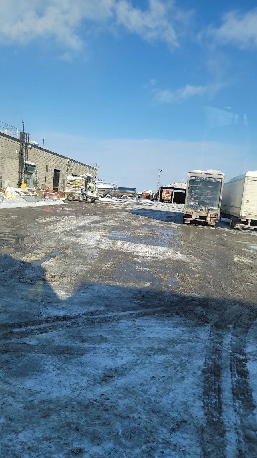 Maple Leaf Fresh Foods | County Rd 139, St. Marys, ON N4X 1B7, Canada | Phone: (519) 229-8900