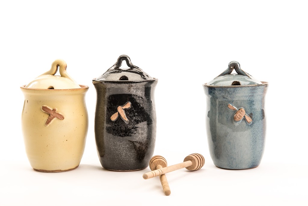 The village Potter muskoka | 1579 Old Muskoka Rd, Utterson, ON P0B 1M0, Canada | Phone: (705) 789-6708