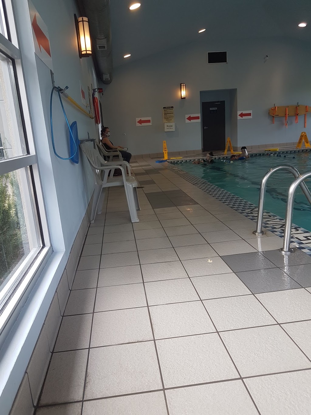 Finan Swim School | 400 Sugarcreek Trail, London, ON N6H 1G3, Canada | Phone: (519) 652-5112