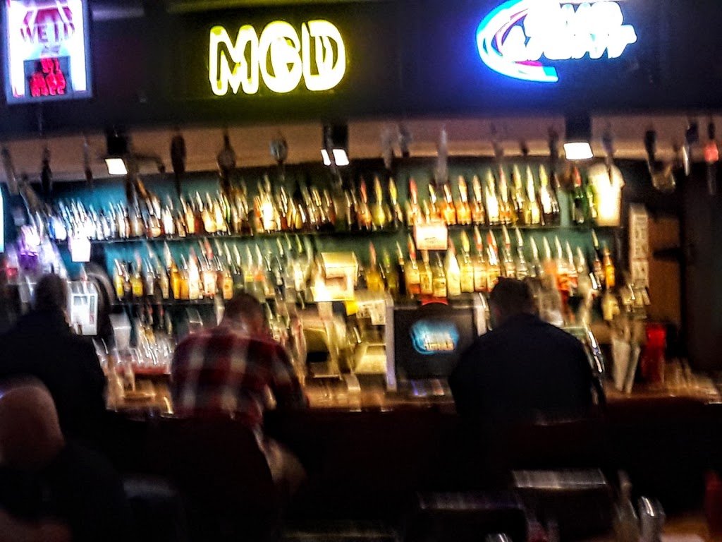 Village Inn Pub & Eatery | 3020 Northwest Ave, Bellingham, WA 98225, USA | Phone: (360) 734-2490