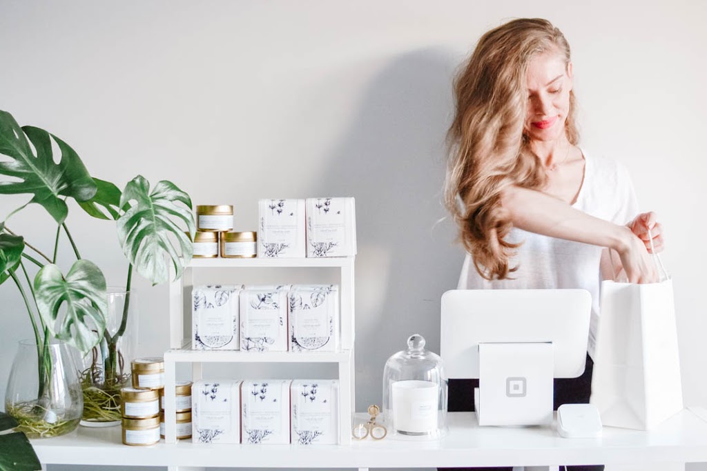 AIJA Candle Studio | 14-122 Sherwood Forest Square, London, ON N6G 5G8, Canada | Phone: (226) 224-8466