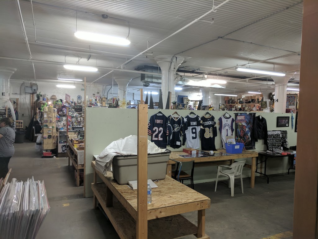 Mulvey Market | 421 Mulvey Ave E, Winnipeg, MB R3L 0R6, Canada | Phone: (204) 478-1217
