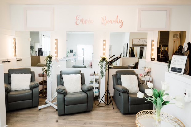 Envíe Beauty Studio | 356 Jefferson Ave, Winnipeg, MB R2V 0N2, Canada | Phone: (204) 963-9655