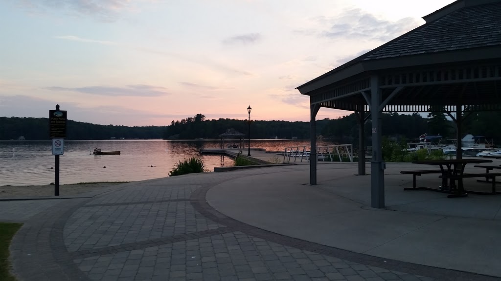 Rosseau Market | 1175 ON-141, Rosseau, ON P0C 1J0, Canada | Phone: (705) 767-3914