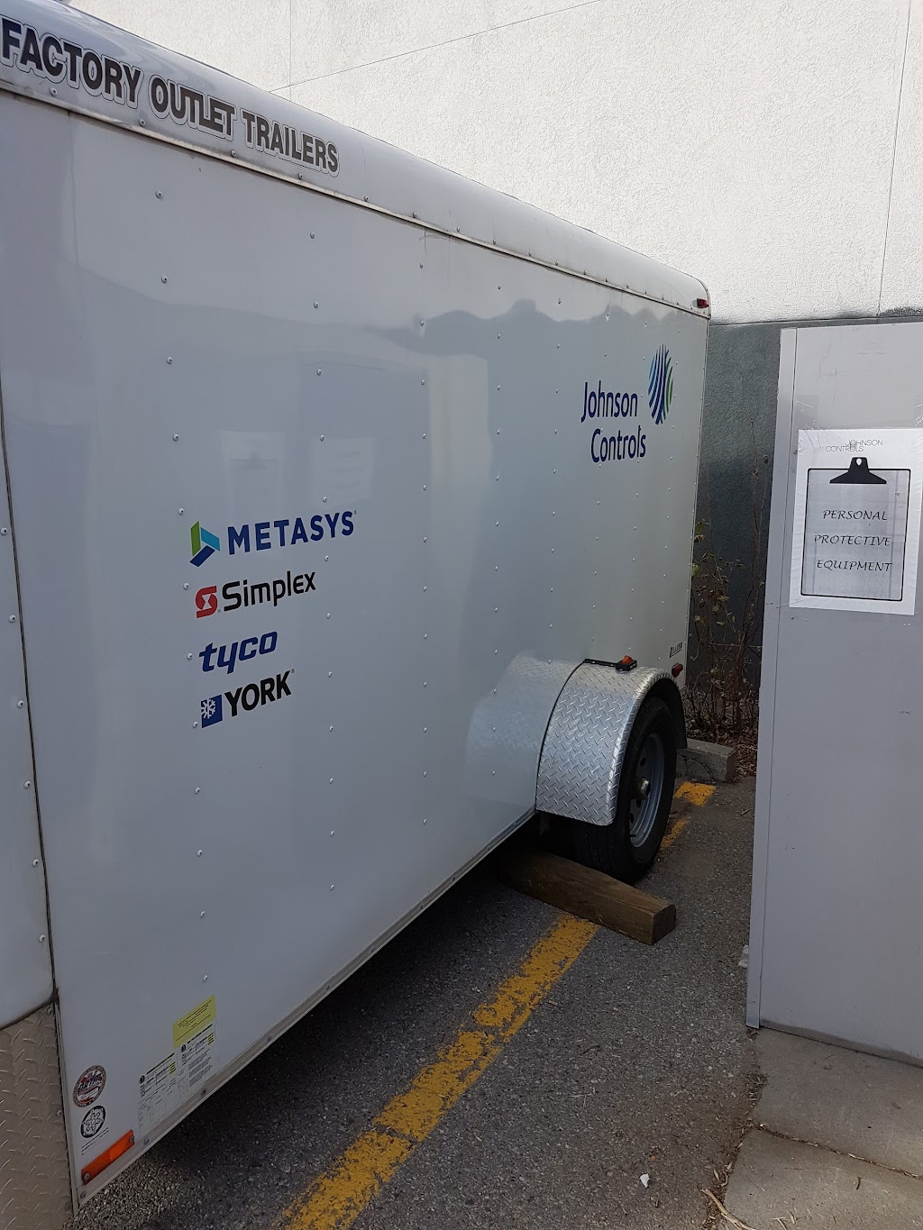 Johnson Controls Calgary Office | 6046 12 St SE #104, Calgary, AB T2H 2X2, Canada | Phone: (403) 640-1700