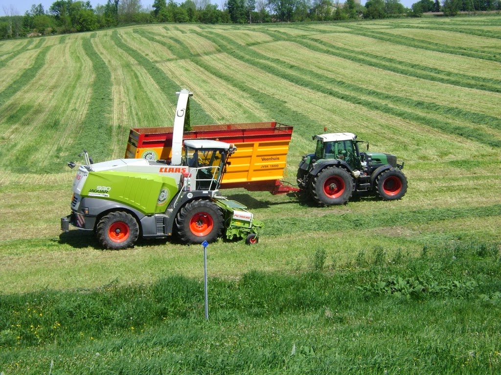 Claussen Farms Custom Farming Inc. | 76402 Airport Line, Brucefield, ON N0M 1J0, Canada | Phone: (519) 233-3198