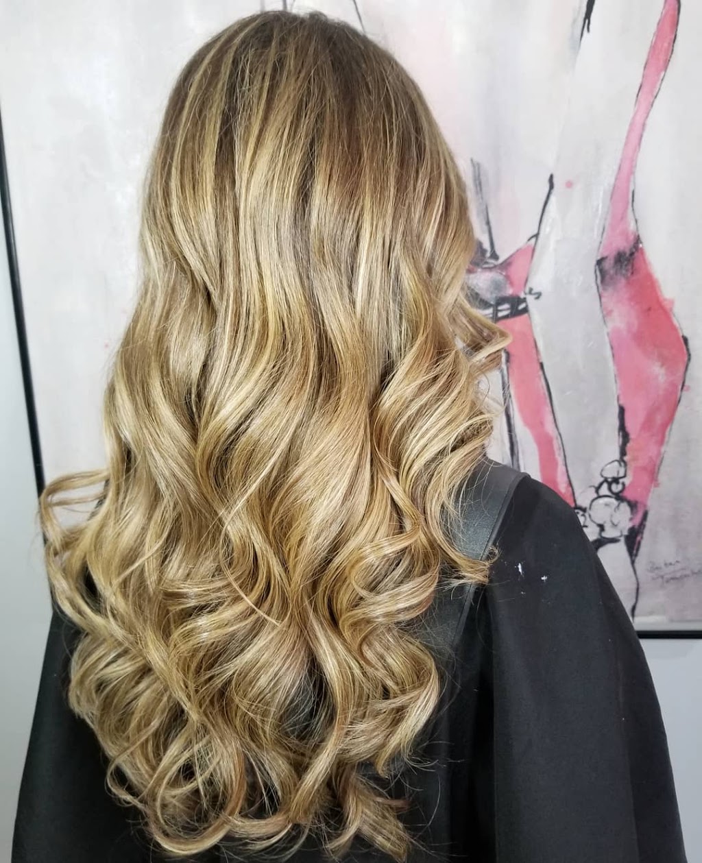 Hair Booth Haus | 2908 Centre St N, Calgary, AB T2E 2X1, Canada | Phone: (403) 727-6000