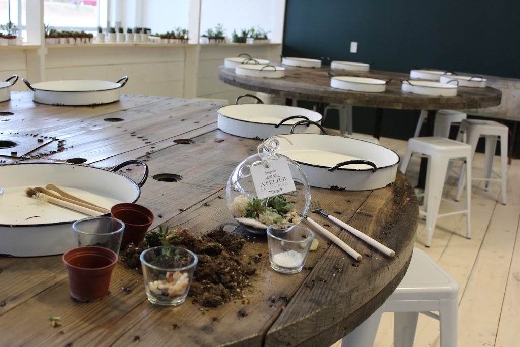 Atelier la fleuriste | 1122 Rue du Sud, Cowansville, QC J2K 2Y8, Canada | Phone: (450) 248-2020
