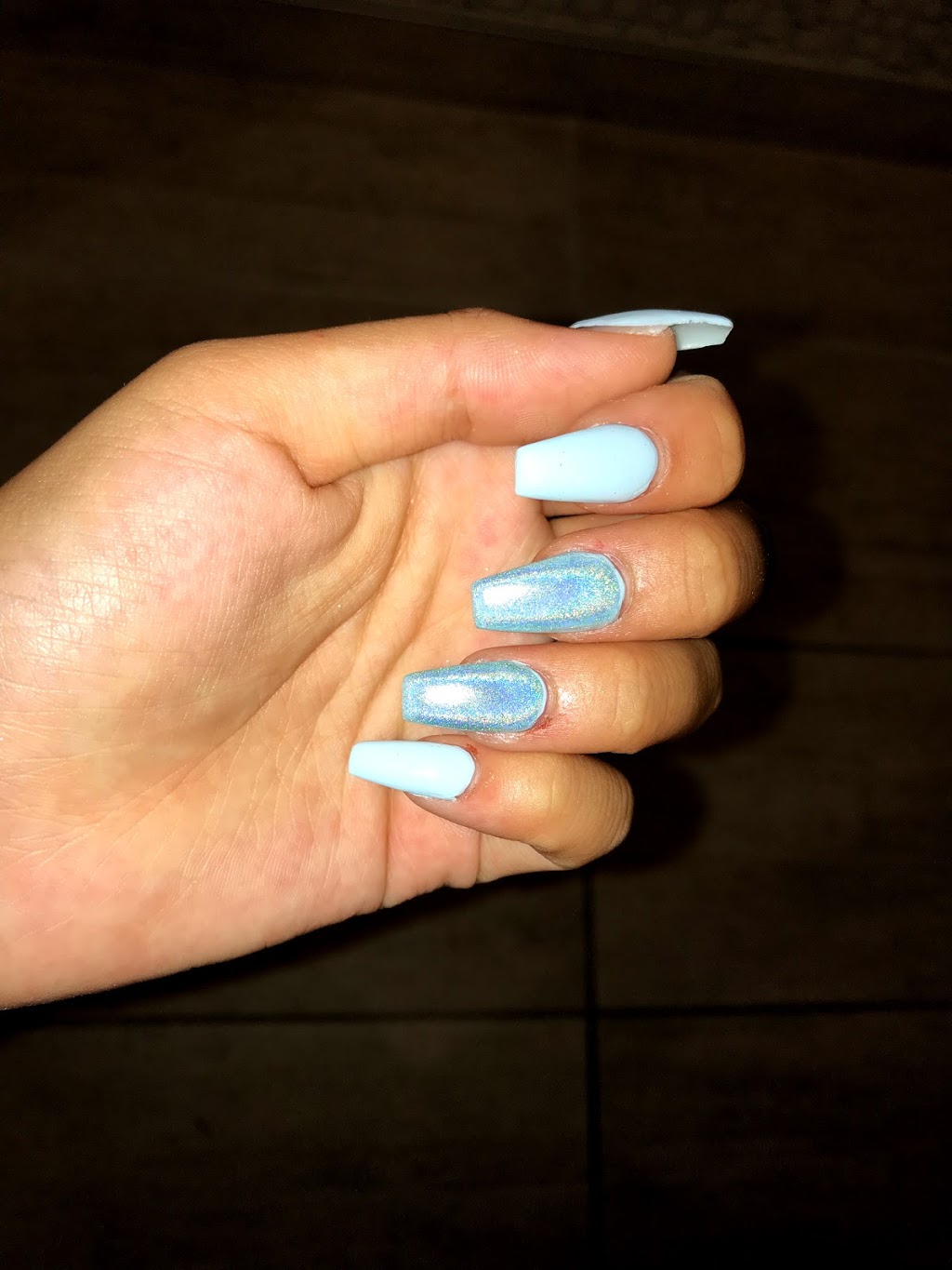 Vanna Classic Nails & Spa | 96 Dundas St E, Toronto, ON M5B 1C9, Canada | Phone: (416) 351-7888