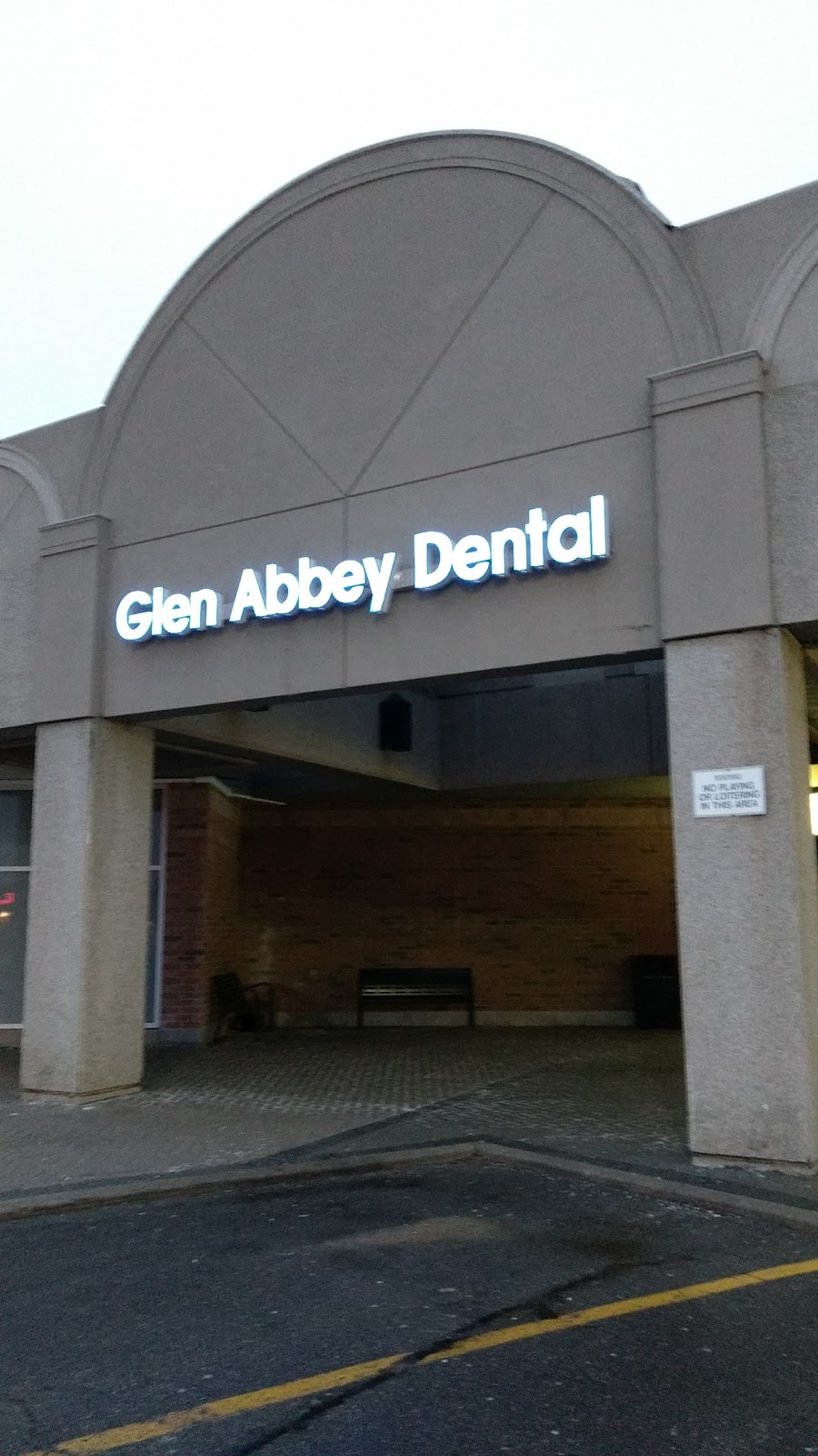 dentalhouse Glen Abbey Dental | 1500 Upper Middle Rd W, Oakville, ON L6M 0C2, Canada | Phone: (905) 847-3400