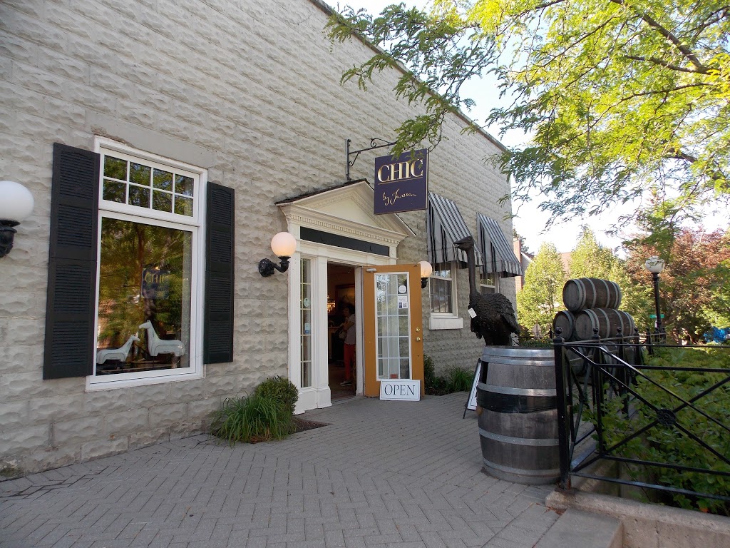 Chic by Janssen | 3836 Main St #9, Jordan Station, ON L0R 1S0, Canada | Phone: (905) 562-0083